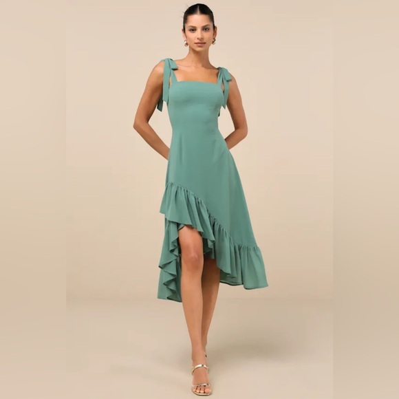 NEW WITH TAGS Lulu's Green High Low Dress with Ruffle Hem - Picture 1 of 2